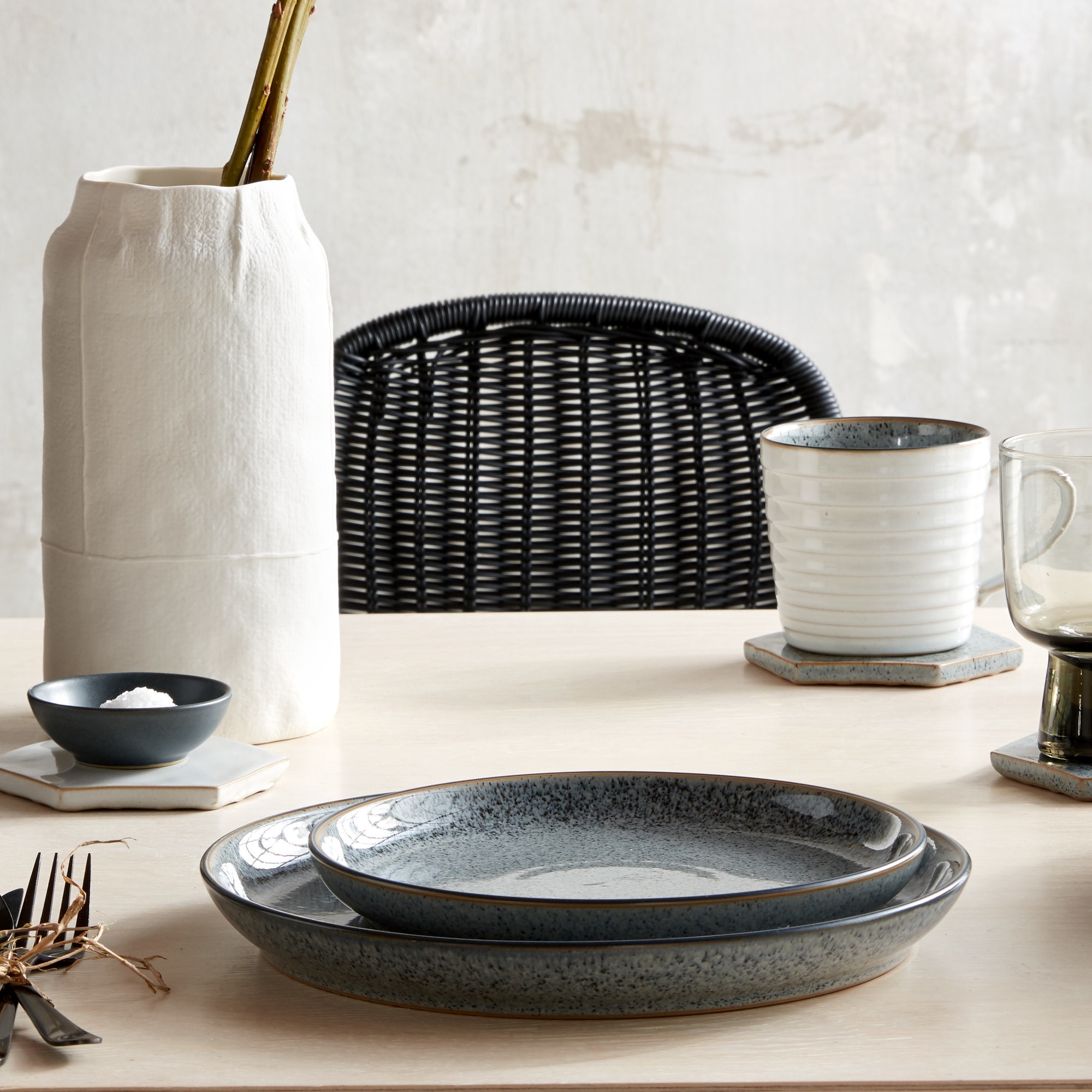 Набор тарелок 2 шт. Denby Stoneware.